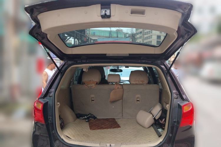 Used Haima S7 2015 Revised Version 2.0L Automatic Zongchi Trim Trunk