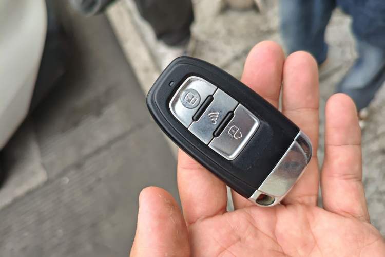 Used Haima S7 2015 2.0L Automatic Smart Enjoyment Version Vehicle Key