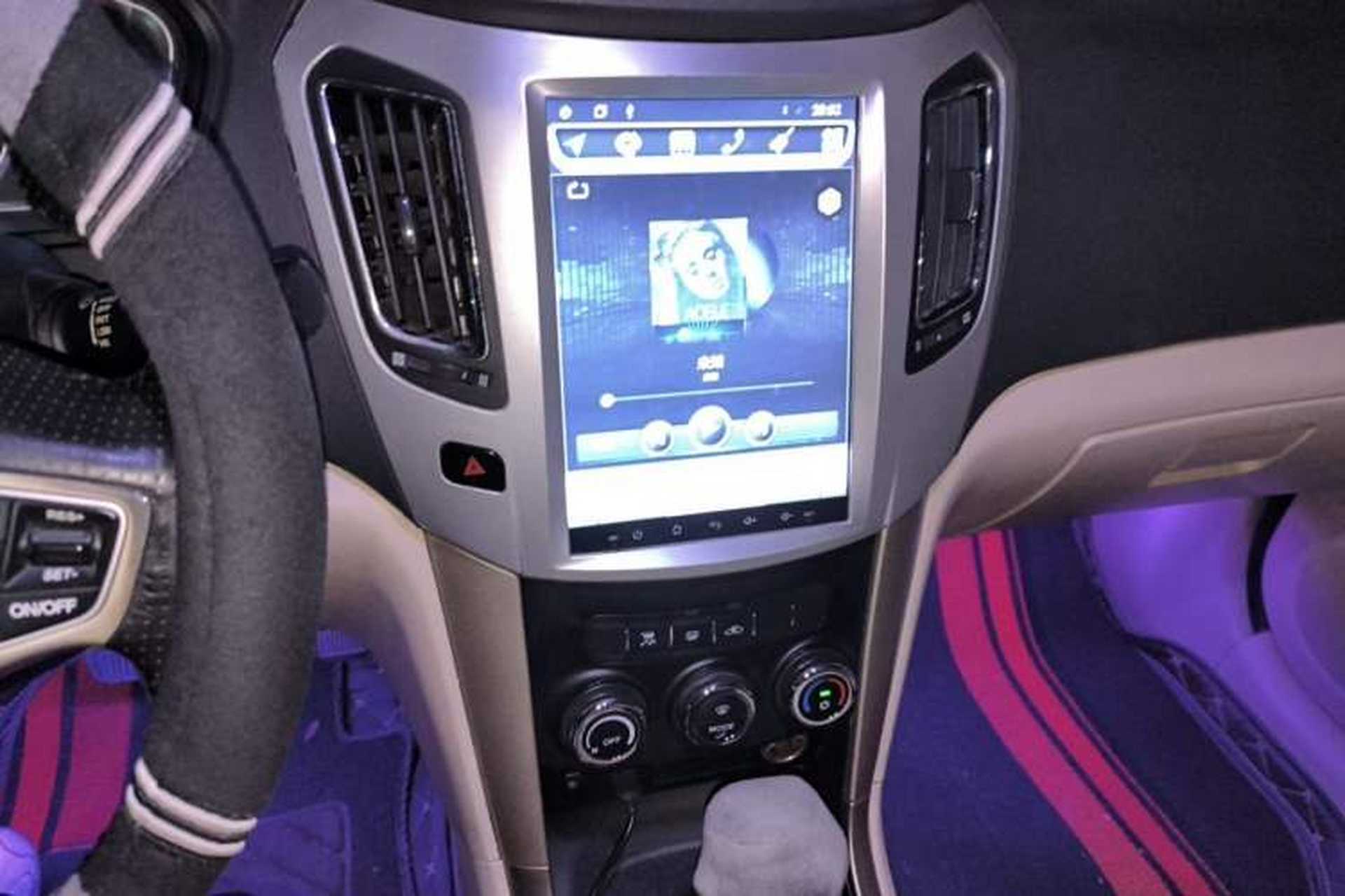 Used Haima S7 2015 Revised 1.8T Automatic Zongchi Version Audio And AC Panel