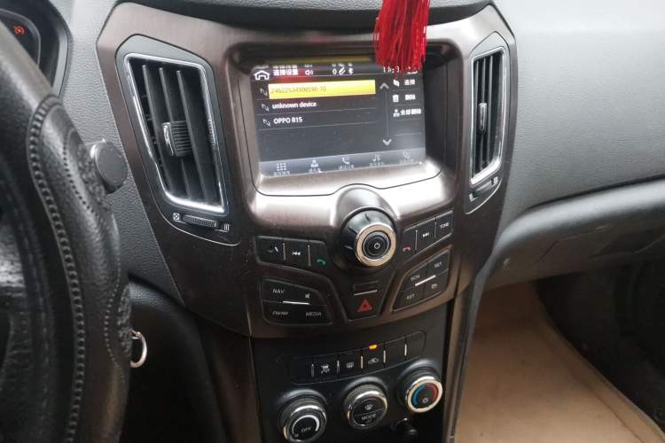 Used Haima S7 2015 2.0L Automatic Smart Enjoyment Version Audio And AC Panel