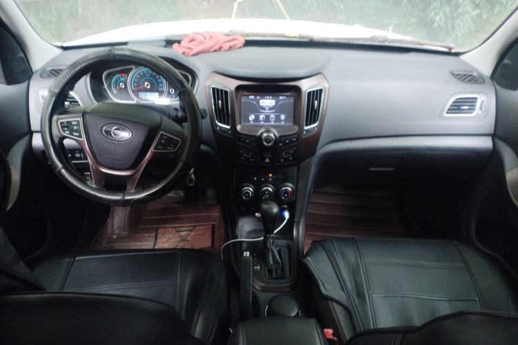 Used Haima S7 2015 Revised 1.8T Automatic Zongcheng Version Center Console
