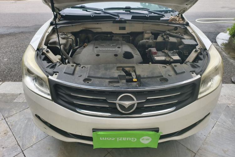 Used Haima S7 2015 2.0L Automatic ZhiShang Version Engine Bay
