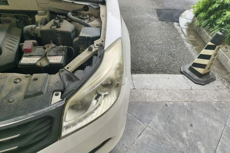 Used Haima S7 2015 2.0L Automatic ZhiShang Version Engine Bay Left