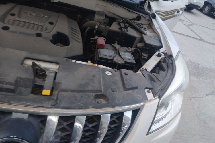 Used Haima S7 2015 Revised Version 2.0L Manual – Zongcheng Edition Engine Bay Left