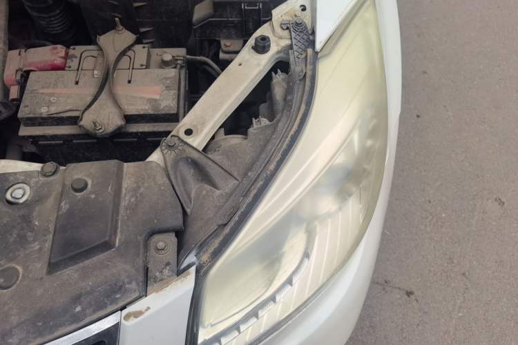 Used Haima S7 2015 Revised Version 2.0L Automatic Zongchi Trim Engine Bay Left