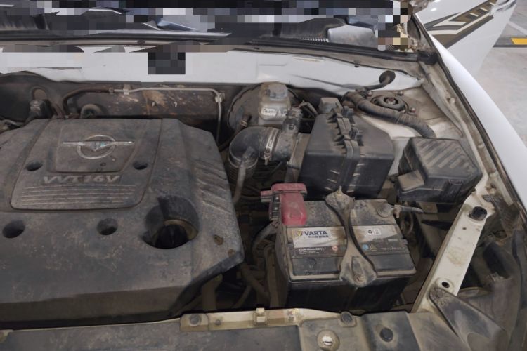 Used Haima S7 2015 Revised Version 2.0L Manual – Zongcheng Edition Engine Bay Left