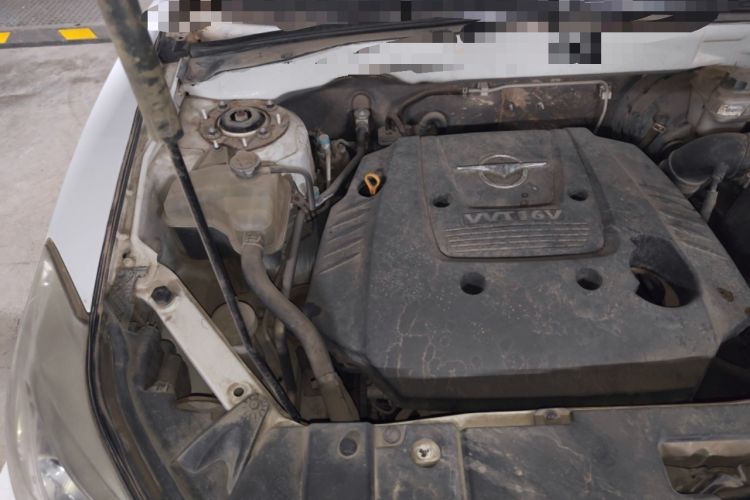 Used Haima S7 2015 Revised Version 2.0L Manual – Zongcheng Edition Engine Bay Right