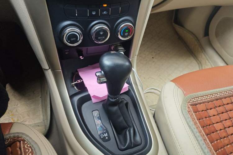Used Haima S7 2015 Revised Version 2.0L Automatic Zongchi Trim Gear Lever