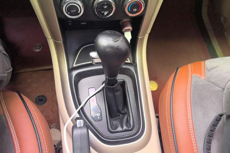 Used Haima S7 2015 Revised Version 2.0L Automatic Zongchi Trim Gear Lever