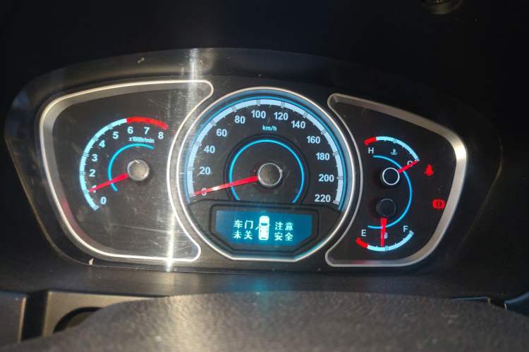 Used Haima S7 2015 Revised Version 2.0L Manual – Zongcheng Edition Instrument Cluster