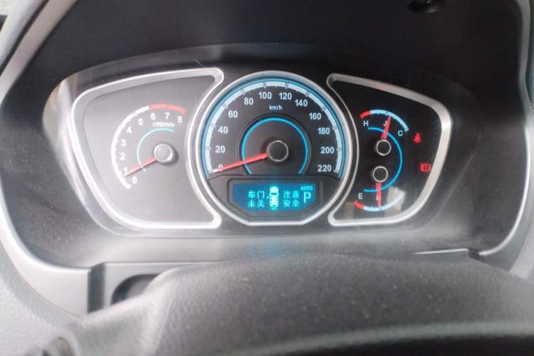 Used Haima S7 2015 Revised 1.8T Automatic Zongcheng Version Instrument Cluster
