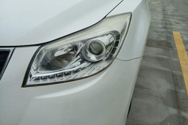 Used Haima S7 2015 Revised Version 2.0L Manual – Enjoyment Edition Left Front Headlight