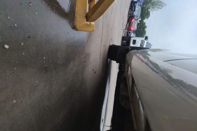 Used Haima S7 2015 Revised Version 2.0L Manual – Enjoyment Edition Left Side Sill