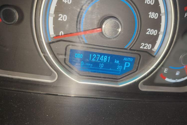 Used Haima S7 2015 Revised 1.8T Automatic Zongchi Version Odometer Close Up
