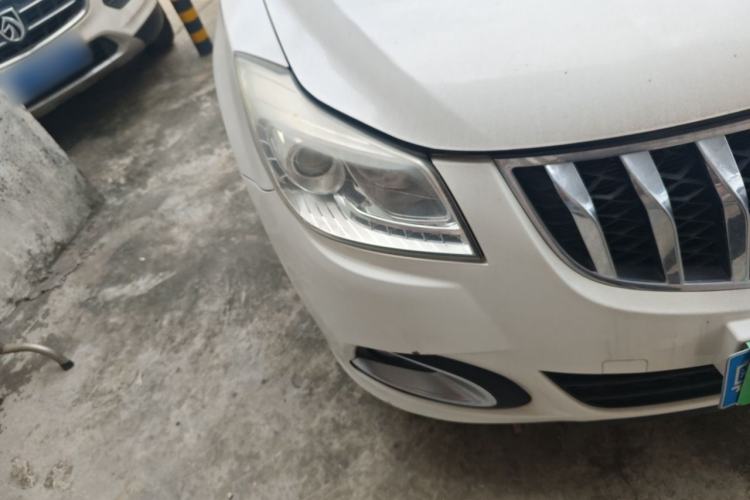 Used Haima S7 2015 Revised Version 2.0L Automatic Zongchi Trim Right Front Headlight