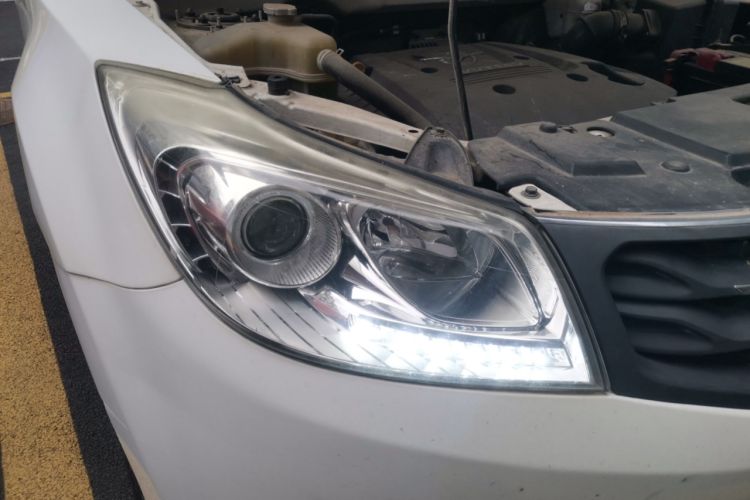 Used Haima S7 2015 2.0L Automatic Smart Enjoyment Version Right Front Headlight