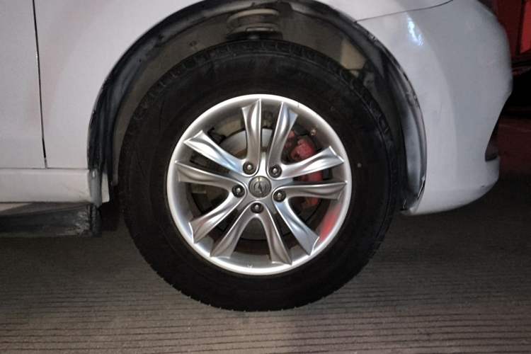 Used Haima S7 2015 Revised 1.8T Automatic Zongchi Version Right Front Wheel Hub