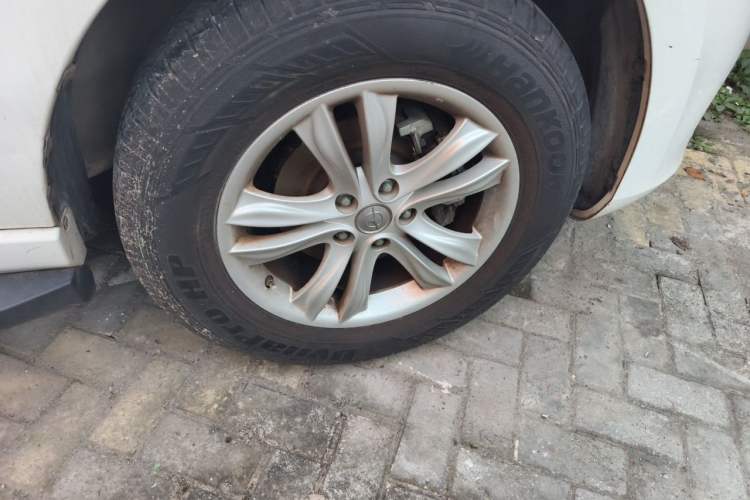 Used Haima S7 2015 Revised 1.8T Automatic Zongcheng Version Right Front Wheel Hub