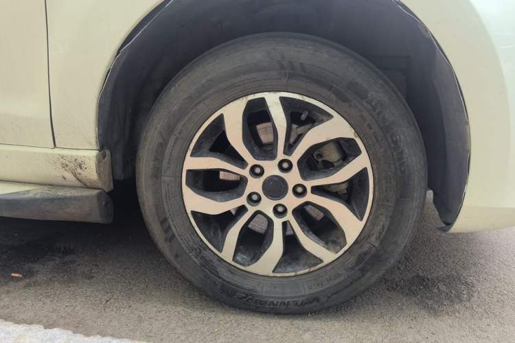 Used Haima S7 2015 Revised Version 2.0L Automatic Zongchi Trim Right Front Wheel Hub