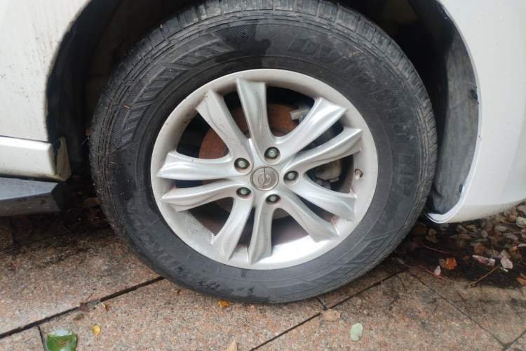 Used Haima S7 2015 Revised 1.8T Automatic Zongcheng Version Right Front Wheel Hub