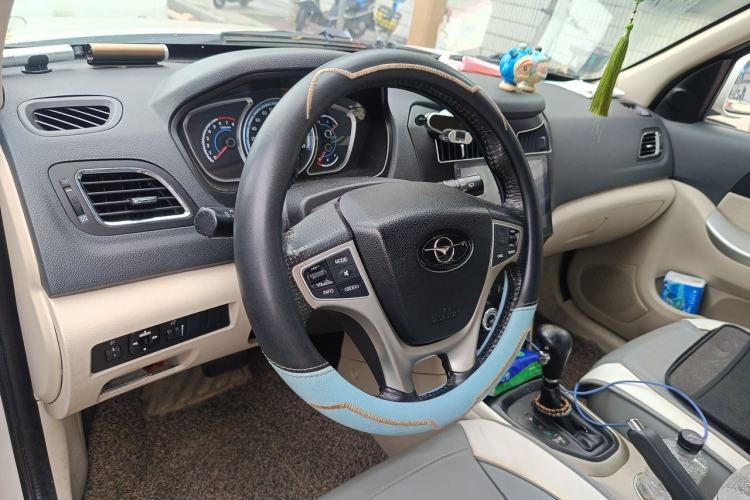 Used Haima S7 2015 Revised Version 2.0L Automatic Zongchi Trim Steering Wheel