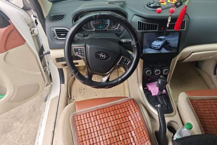 Used Haima S7 2015 Revised Version 2.0L Automatic Zongchi Trim Steering Wheel