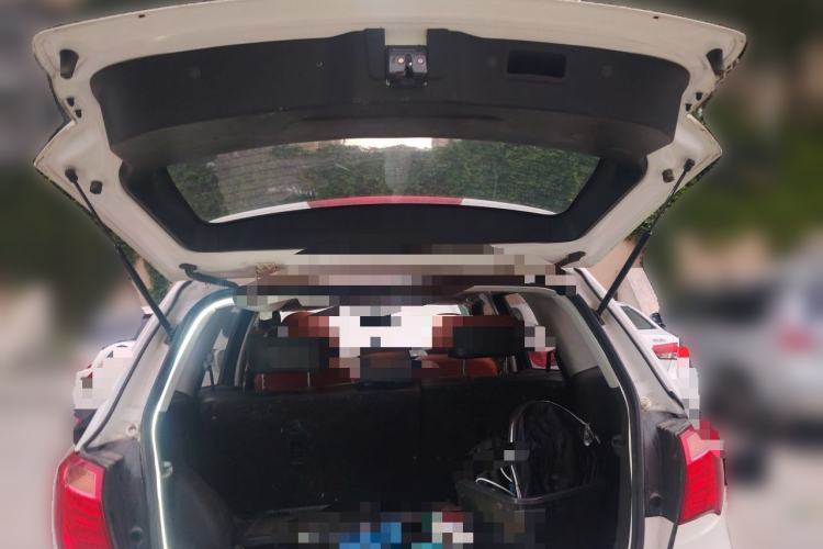 Used Haima S7 2015 Revised Version 2.0L Manual – Zongcheng Edition Trunk