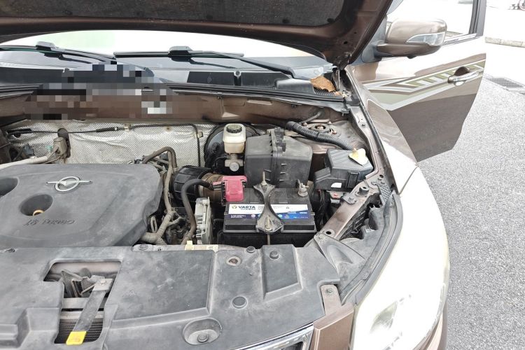 Used Haima S7 2015 Revised 1.8T Automatic Zongcheng Version Engine Bay Left