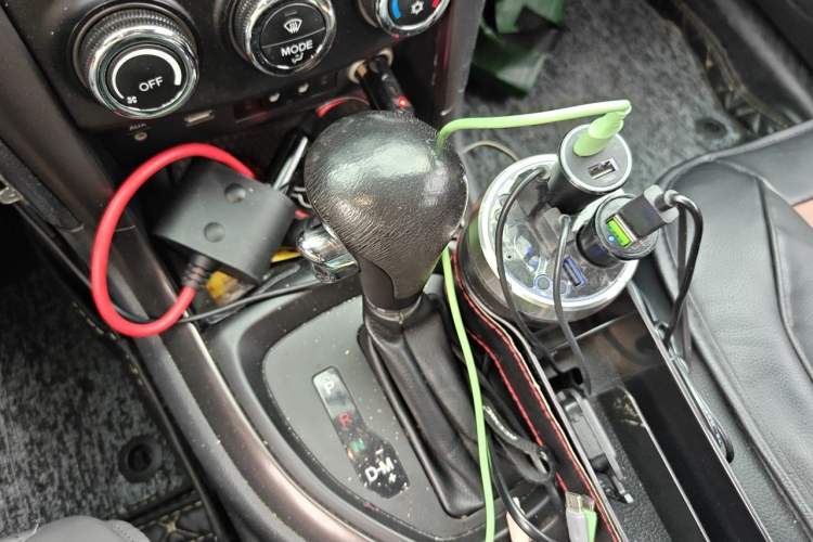 Used Haima S7 2015 Revised 1.8T Automatic Zongcheng Version Gear Lever