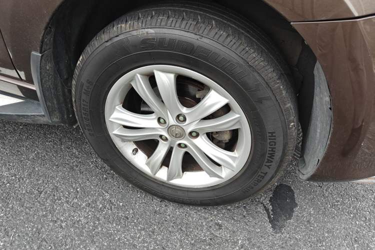 Used Haima S7 2015 Revised 1.8T Automatic Zongcheng Version Right Front Wheel Hub