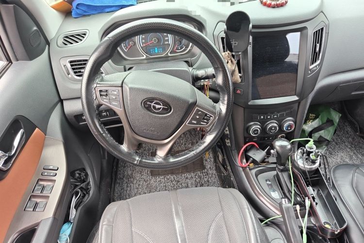 Used Haima S7 2015 Revised 1.8T Automatic Zongcheng Version Steering Wheel