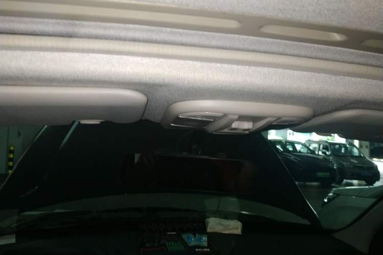 Used Haima S7 2017 1.8T Automatic Luxury Edition Headliner