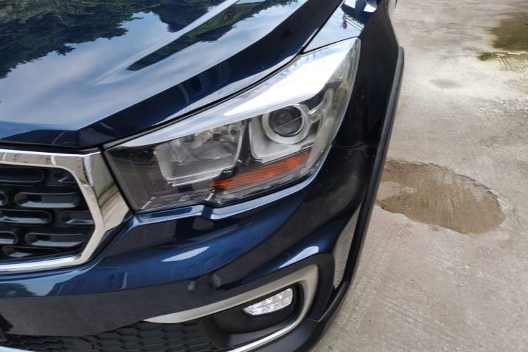 Used Haima S7 2017 1.8T Automatic Luxury Edition Left Front Headlight