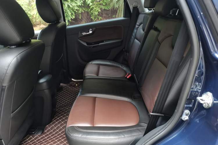 Used Haima S7 2017 1.8T Automatic Luxury Edition Left Rear Seat