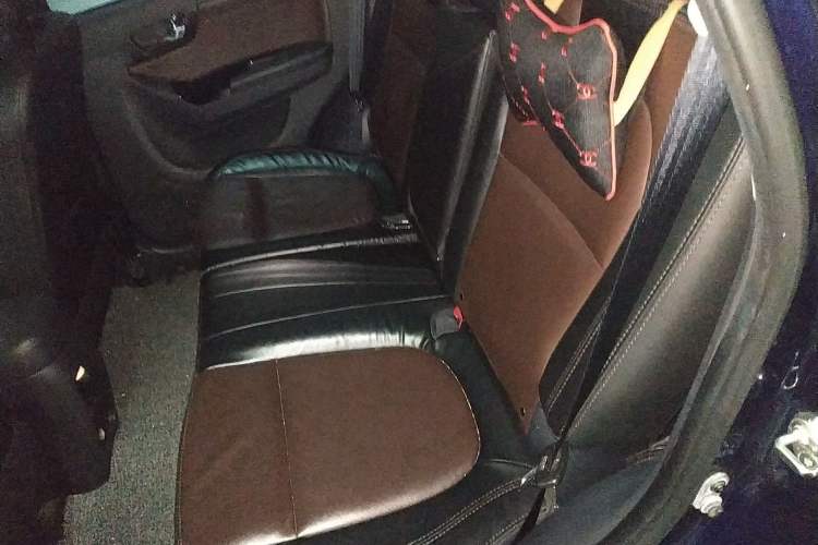 Used Haima S7 2017 1.8T Automatic Luxury Edition Left Rear Seat