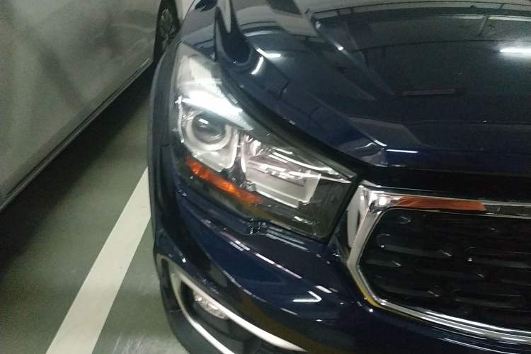 Used Haima S7 2017 1.8T Automatic Luxury Edition Right Front Headlight