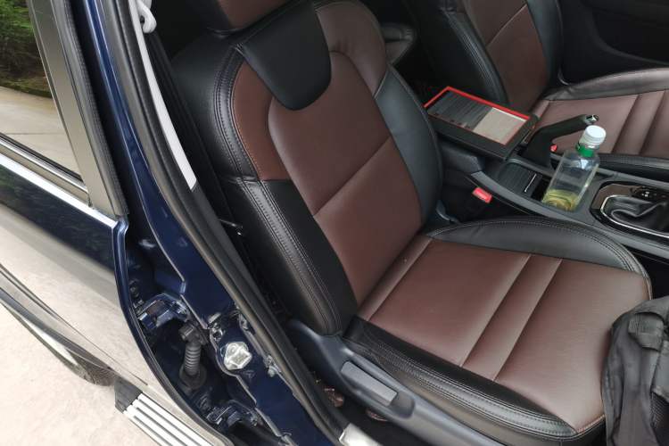 Used Haima S7 2017 1.8T Automatic Luxury Edition Right Front Seat