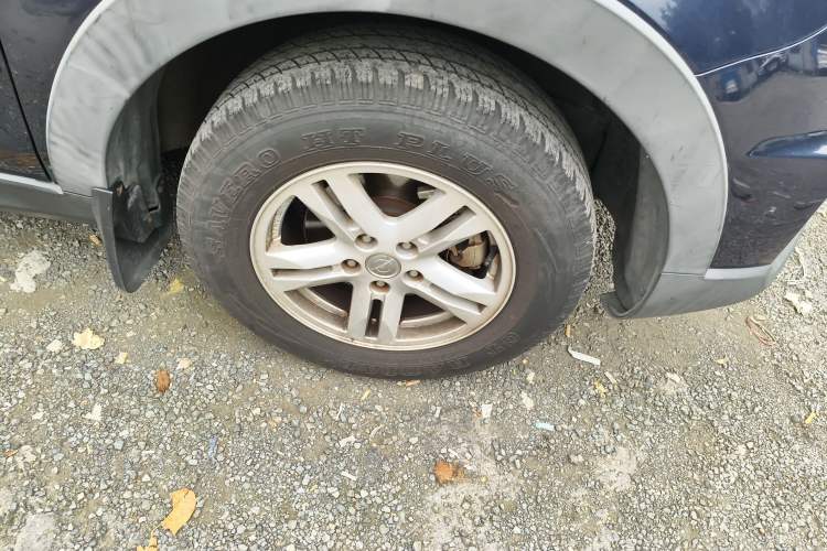 Used Haima S7 2017 1.8T Automatic Leading Edition Right Front Wheel Hub