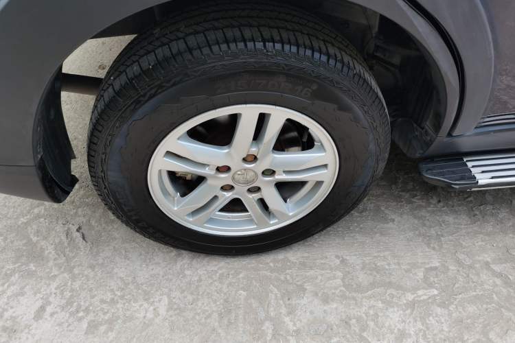 Used Haima S7 2017 1.8T Automatic Luxury Edition Right Rear Wheel Hub