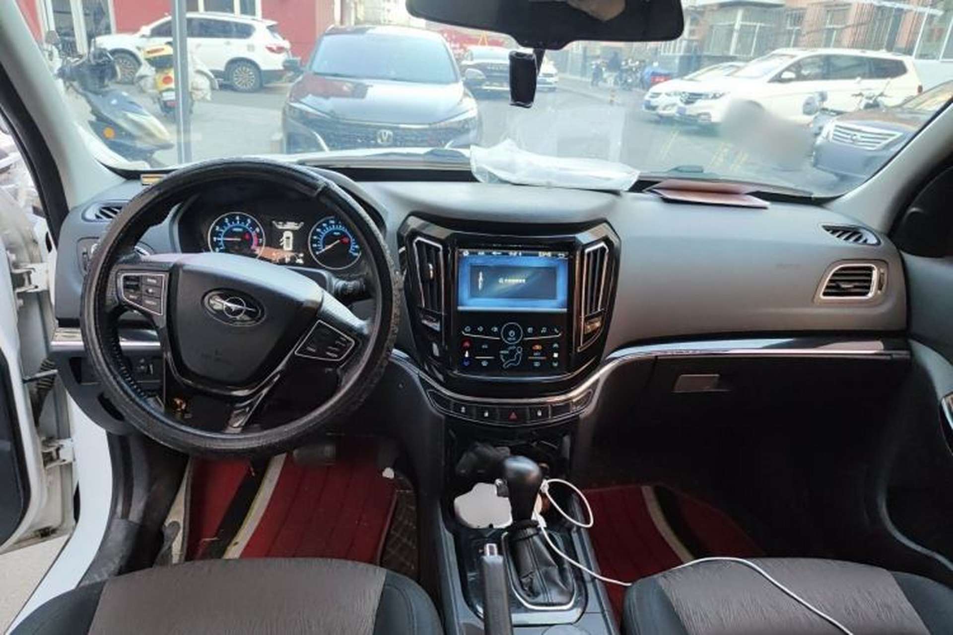 Used Haima S7 2017 1.8T Automatic Leading Edition Center Console