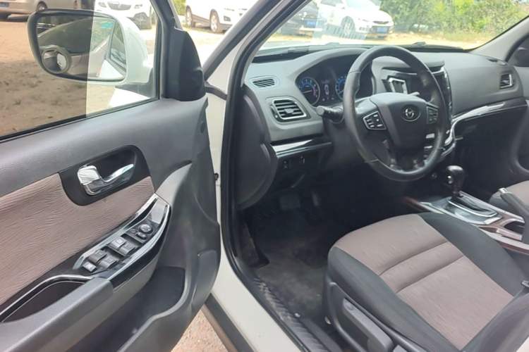 Used Haima S7 2017 1.8T Automatic Leading Edition Driver Seat