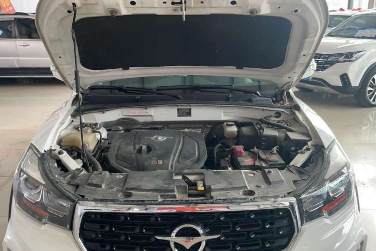 Used Haima S7 2017 1.8T Automatic Leading Edition Engine Bay