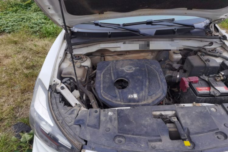 Used Haima S7 2017 1.8T Manual Leading Edition Engine Bay Right