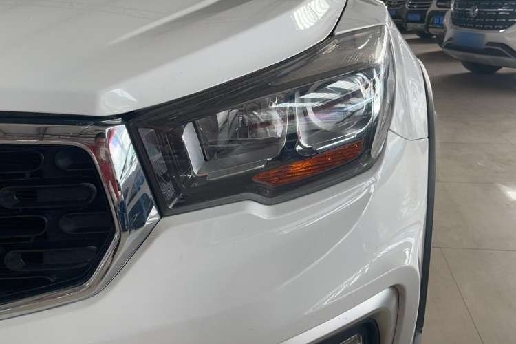 Used Haima S7 2017 1.8T Automatic Leading Edition Left Front Headlight