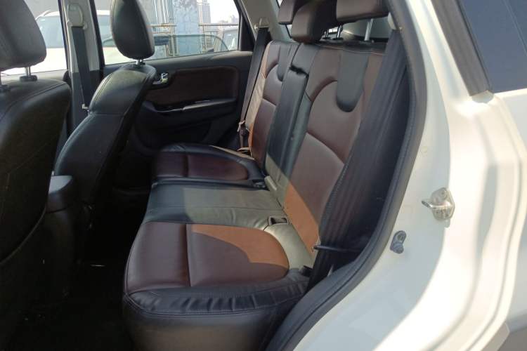 Used Haima S7 2017 1.8T Manual Luxury Edition Left Rear Seat