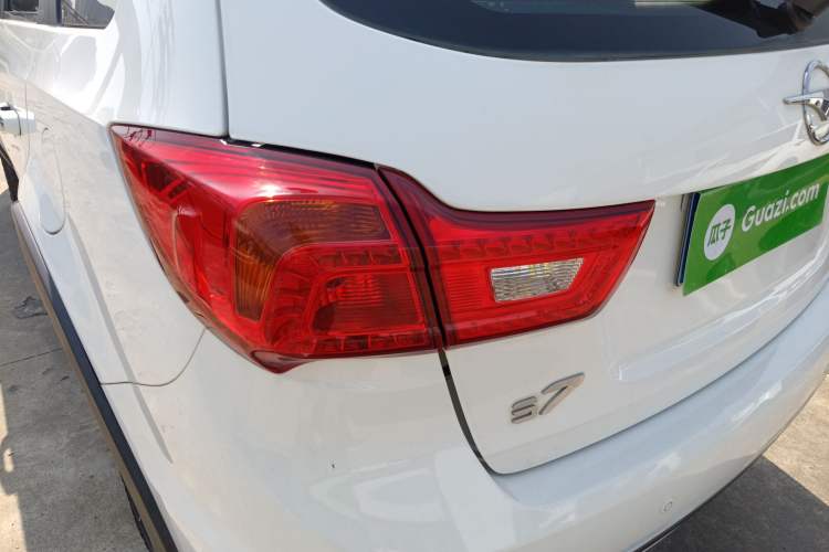 Used Haima S7 2017 1.8T Manual Luxury Edition Left Rear Taillight