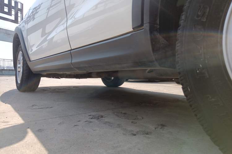Used Haima S7 2017 1.8T Manual Luxury Edition Left Side Sill
