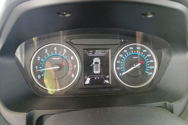 Used Haima S7 2017 1.8T Manual Luxury Edition Odometer Close Up