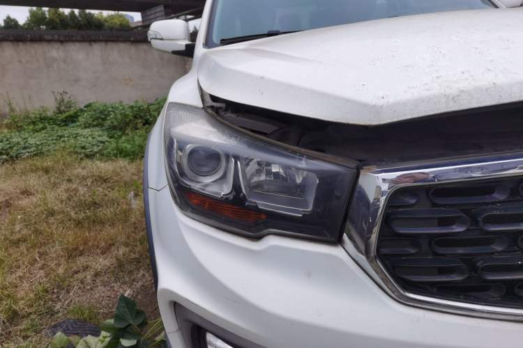 Used Haima S7 2017 1.8T Manual Leading Edition Right Front Headlight