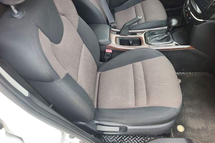 Used Haima S7 2017 1.8T Automatic Leading Edition Right Front Seat